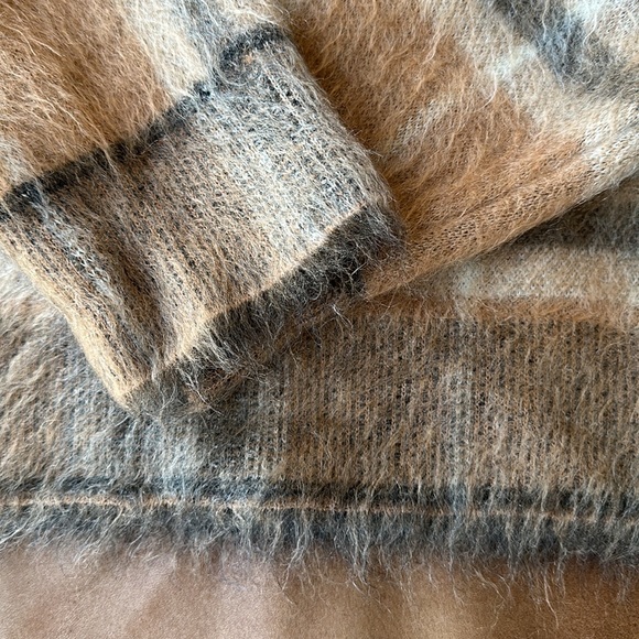 🔥Burberry Naima Check Jacquard Mohair & Silk Blend Sweater – Limited Edition - Picture 11 of 16